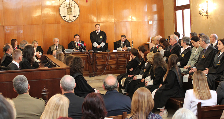 La presidenta, Mercè García, assisteix a la cerimònia de presa de possessió del Tinent Fiscal de Balears